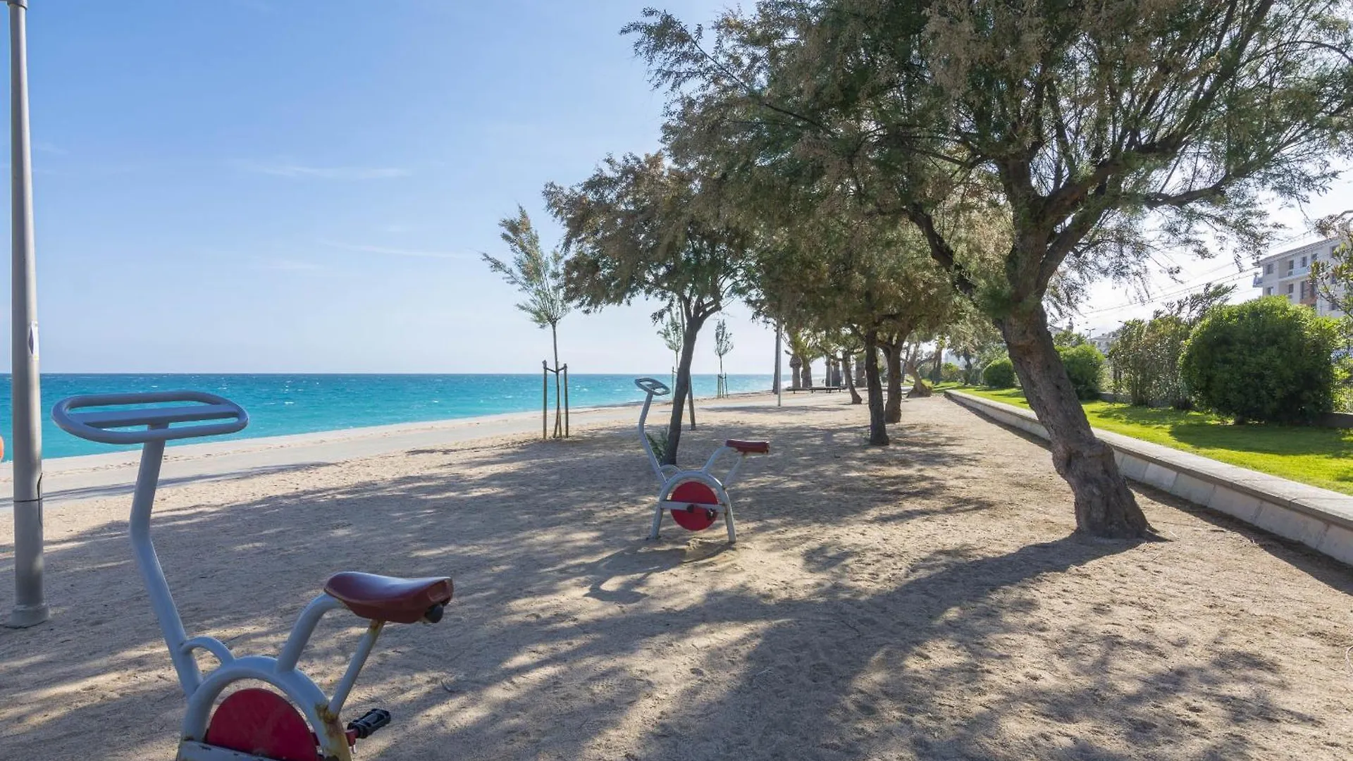 Homeholidaysrentals Balmes - Costa Barcelona كاليليا شقة
