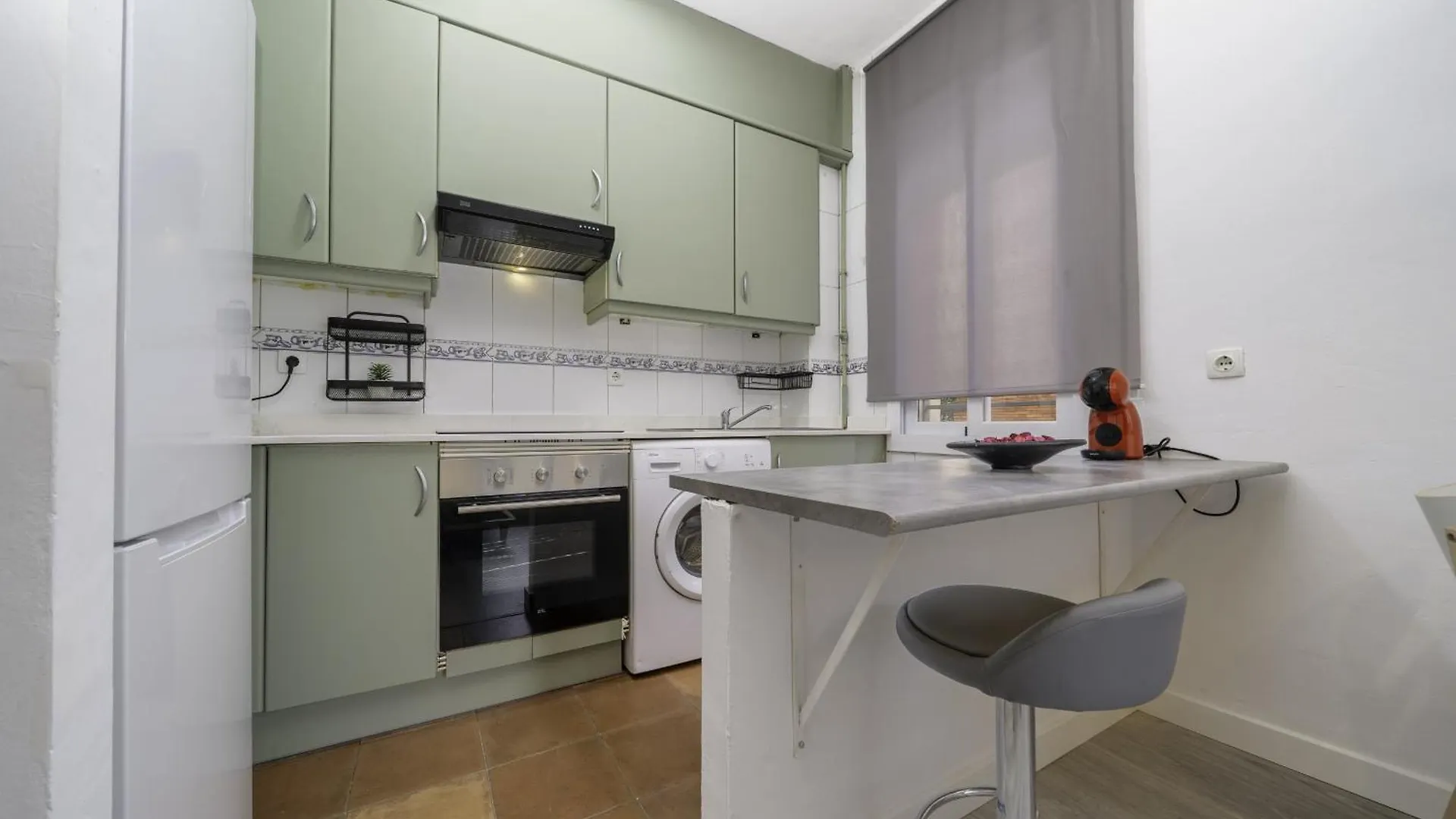 Homeholidaysrentals Balmes - Costa Barcelona كاليليا شقة
